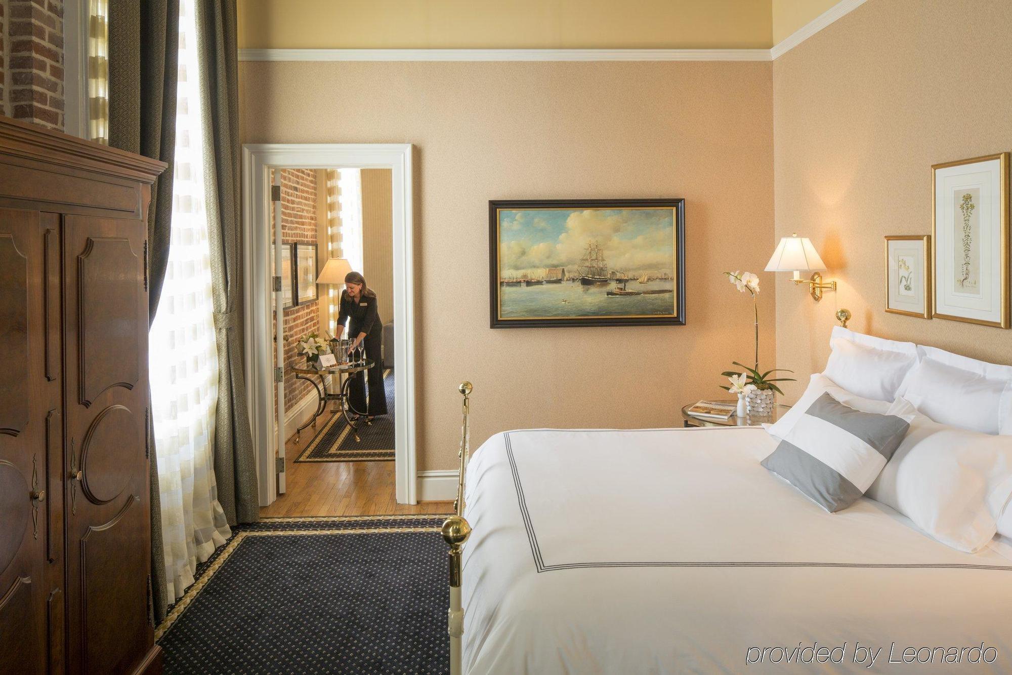 The Tremont House, Galveston, A Tribute Portfolio Hotel Exterior foto